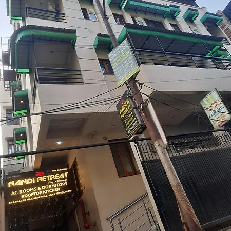 Nandi Retreat Homestay バラナシ エクステリア 写真