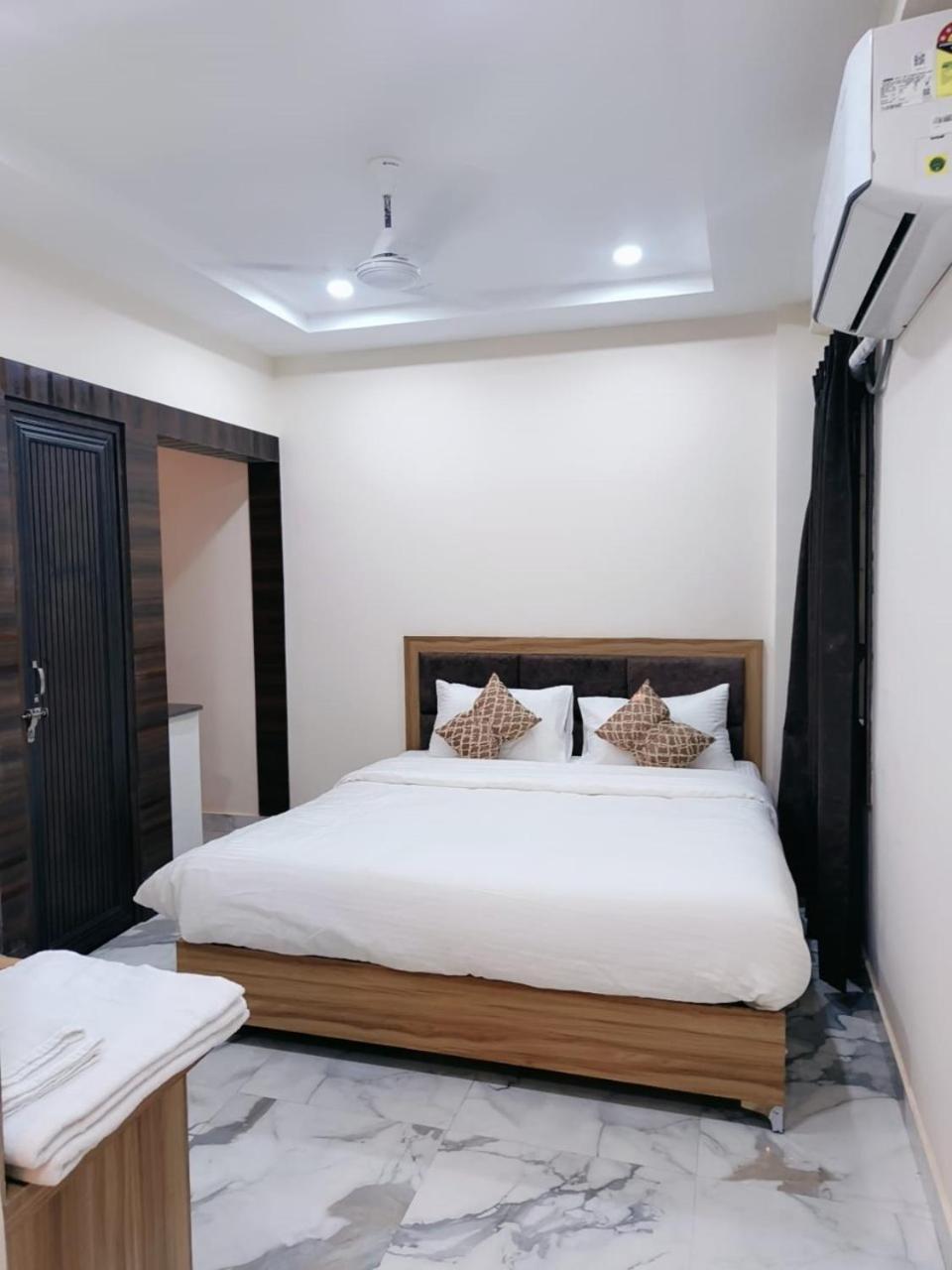 Nandi Retreat Homestay バラナシ エクステリア 写真
