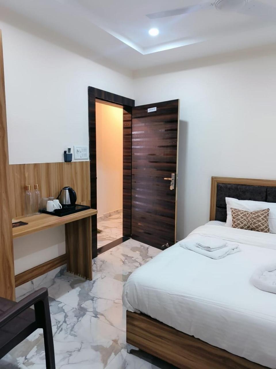 Nandi Retreat Homestay バラナシ エクステリア 写真