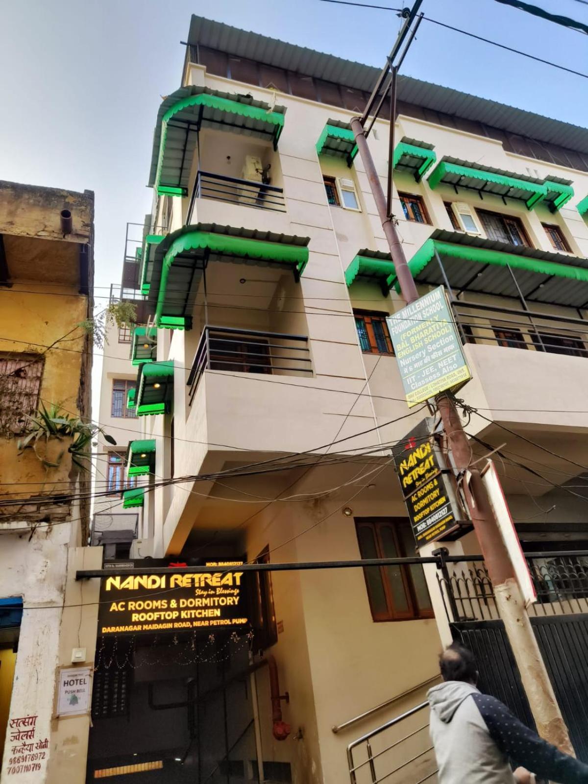 Nandi Retreat Homestay バラナシ エクステリア 写真